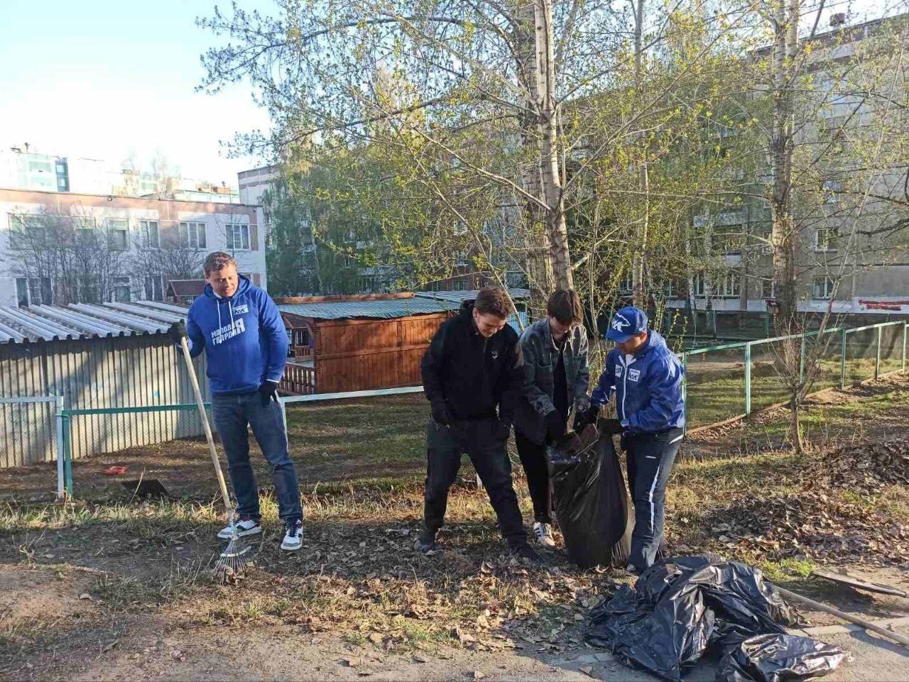 К первому мая наша группа управляющих компаний постаралась на славу!
Очередной субботник мы провели 28 апреля около 250-летия ...