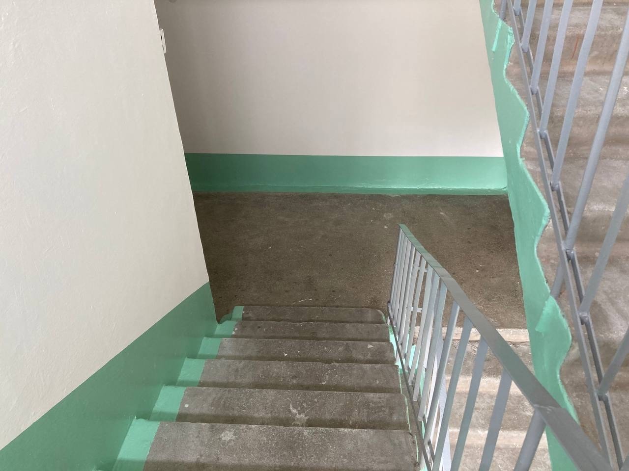 Завершается ремонт 3,9,10,11 подъездов на улице 250-летия Челябинска, д. 9.
Промежуточный результат радует, ожидаем когда подр...