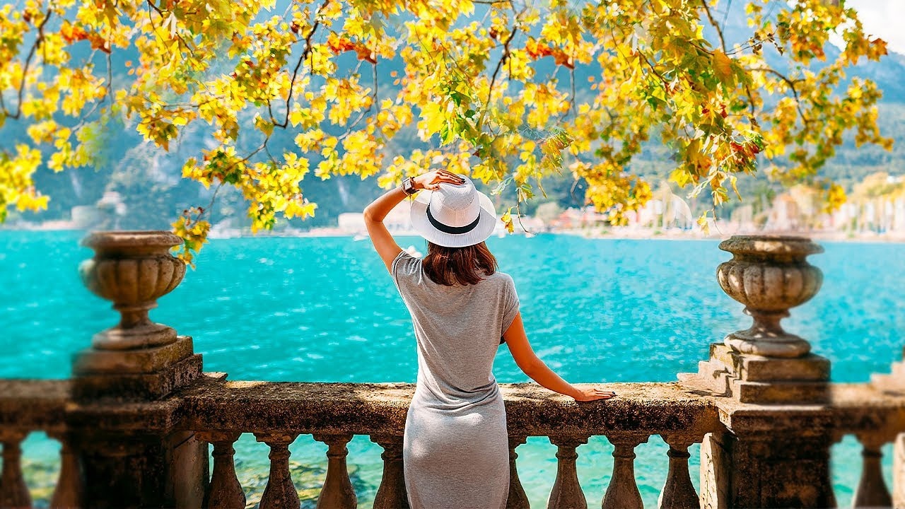 Лето закончилось, зато начался «бархатный сезон», всё также зовущий на юга, да и дачные работы никто не отменял. Это значит, что...