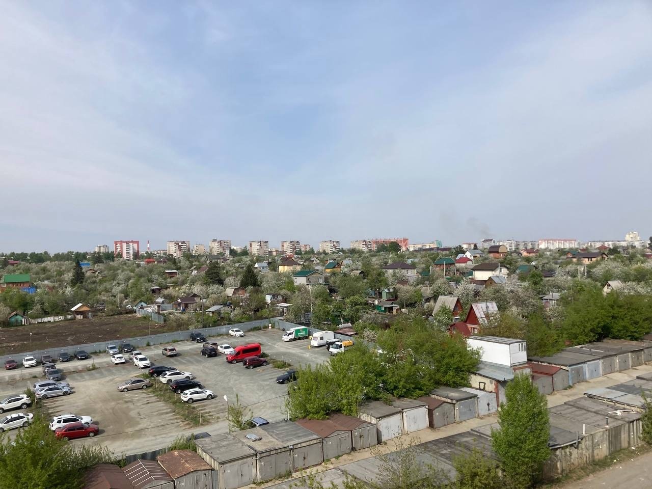 Аномальная жара продлится до конца месяца. Так обещают синоптики.
Пейте больше жидкостей, меньше кушайте и носите головные убо...